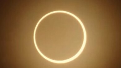Eclipse solar anular revela “anel de fogo” na Antártida nesta terça-feira