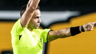 Árbitros analisam expulsões e erros em Vitória x Palmeiras com polêmica de cartões vermelhos
