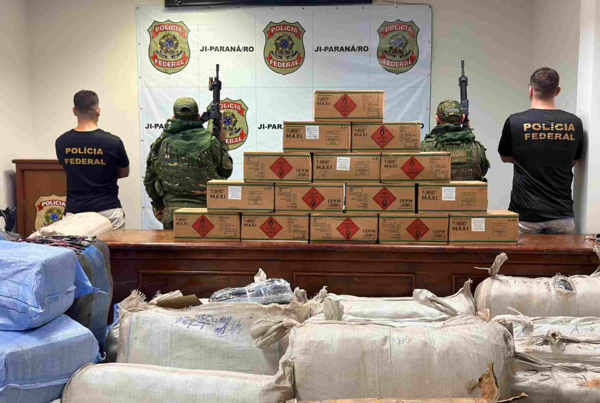 Polícia Militar de Rondônia apreende 35 mil mercadorias ilegais e prende suspeito na Operação Brasil Contra o Crime Organizado