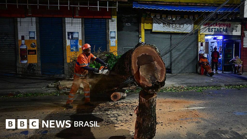 Ventos de até 120 km/h causam caos no Rio e São Paulo; duas mortes e suspensão de voos