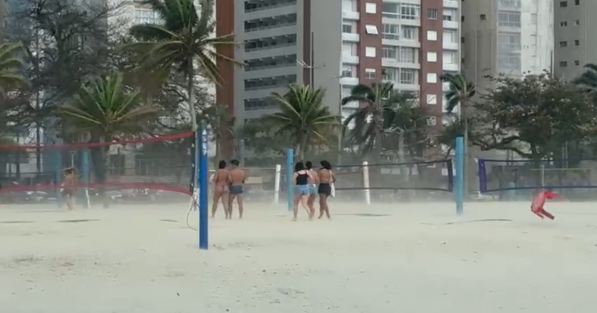 Ventania provoca morte em Santos e Defesa Civil emite alerta severo para a região Ventania provoca morte em Santos e Defesa Civil emite alerta severo para a região