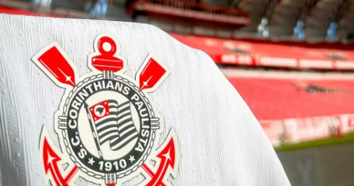 Corinthians enfrenta polêmica em transmissão e garante compra de defensor essencial