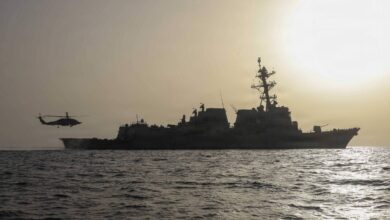 EUA atacam navio no Oriente Médio e violação de bloqueio eleva preço do petróleo acima de US$ 90