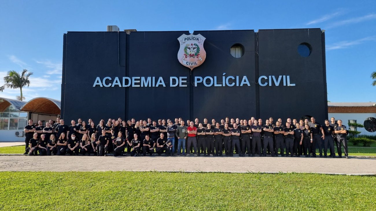 Polícia Civil de SC reforça efetivo com 200 novos agentes e escrivães nomeados Polícia Civil de SC reforça efetivo com 200 novos agentes e escrivães nomeados