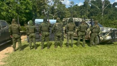 Operação no Acre apreende 48 mil desodorantes contrabandeados da Bolívia na fronteira