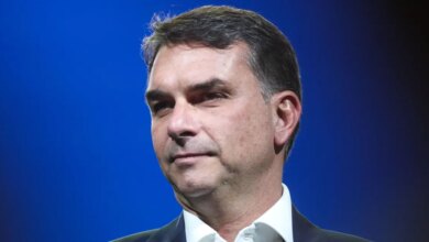 Flávio Bolsonaro aceita regras eleitorais e promete endurecer penas para crimes patrimoniais