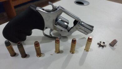 Discussão no trânsito termina com tiros e casal é preso pela Polícia Militar em Vilhena