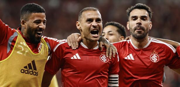 Corinthians enfrenta pressão e precisa vencer o Internacional para avançar na Copa do Brasil