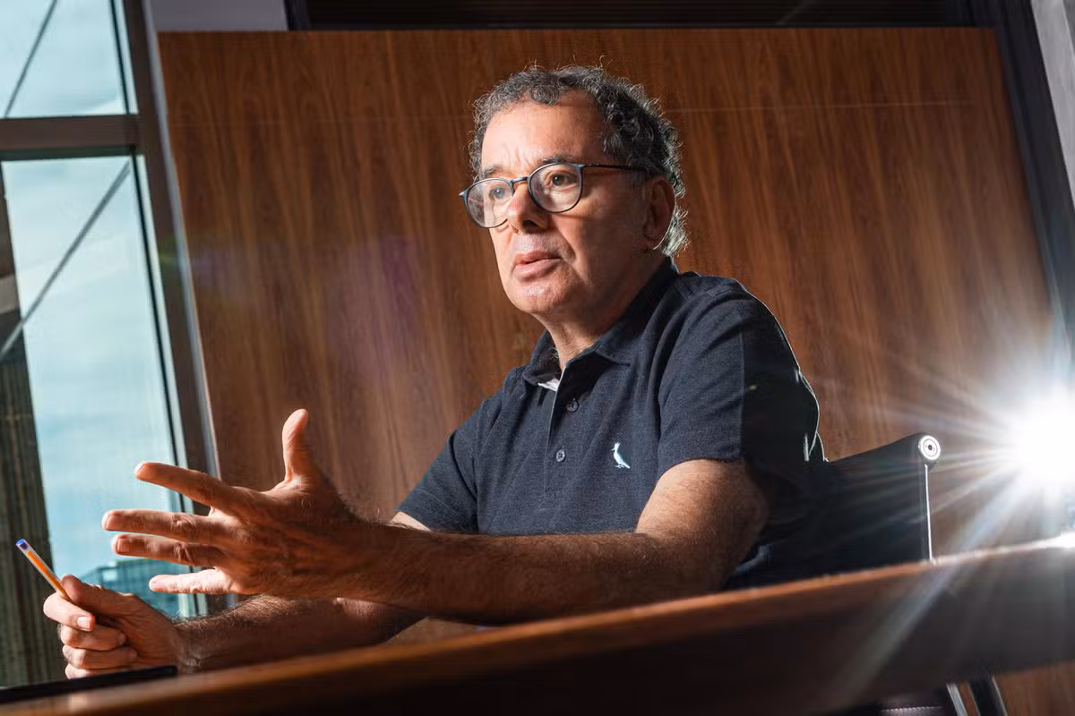 Luis Stuhlberger atribui 60% de chances a Flávio Bolsonaro na eleição presidencial