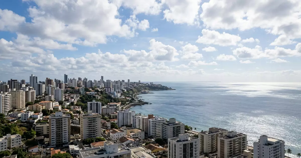 Salvador tem sol e chuva nesta sexta; temperaturas variam de 23°C a 30°C