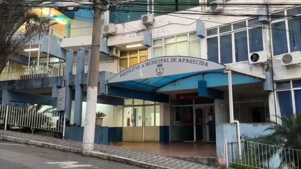 Aparecida abre concurso com 21 vagas e salários até R$ 6.946,91; inscrições vão até 26/10 Aparecida abre concurso com 21 vagas e salários até R$ 6.946,91; inscrições vão até 26/10