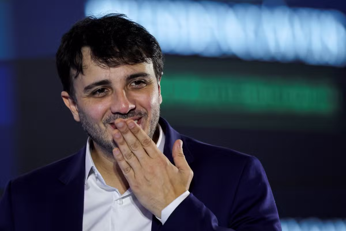 Renan Santos inclui Salvador na reta final de campanha antes das eleições 2026