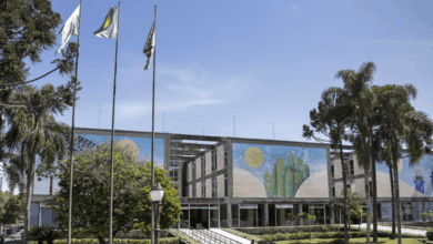 Prefeitura de Curitiba anuncia concursos públicos com salários de até R$ 38 mil