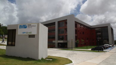 UFRN abre concurso com nove vagas para professores e salários de até R$ 14 mil