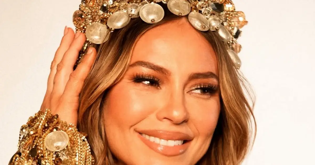 Paolla Oliveira assume rainha de bateria da Imperatriz e surpreende Carnaval 2027