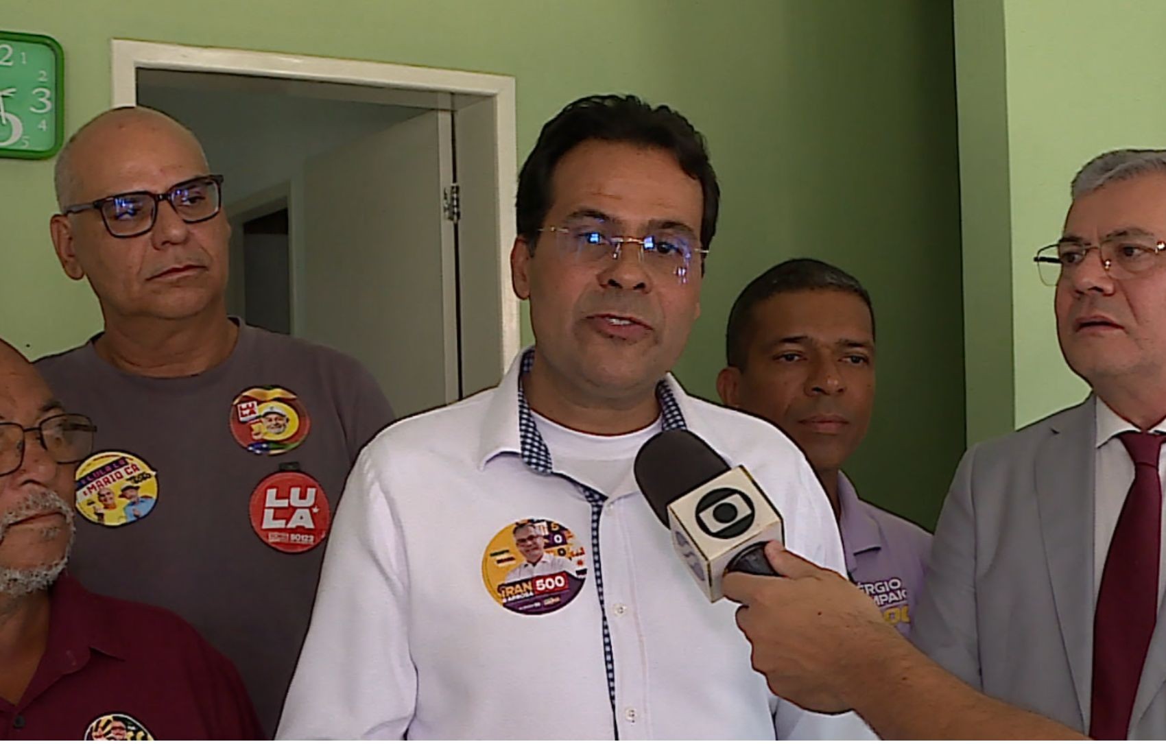 Governo retoma gestão hospitalar e anuncia concurso para reforçar saúde pública