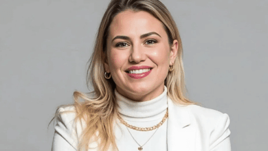 Vice-prefeita é vítima de acidente e reabre polêmica sobre uso de verbas públicas