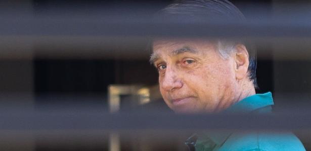 Defesa de Jair Bolsonaro pede suspensão de pena por suposto cerceamento de defesa