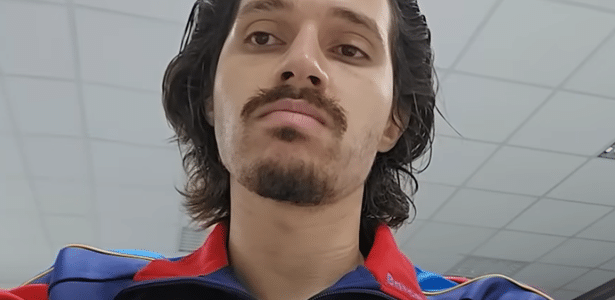 Wilker Leão é preso pela PM após pintar muro da UnB; outro homem detido