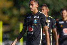 Ancelotti testa Raphinha como falso 9 e promove mudanças na seleção brasileira