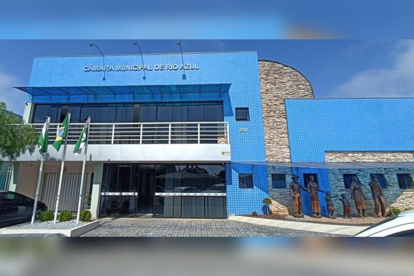 Câmara de Rio Azul abre concurso com salários até R$ 5.275; saiba como se inscrever