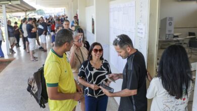 Eleitor pode se ausentar do trabalho no dia da eleição sem prejuízo de salário Eleitor pode se ausentar do trabalho no dia da eleição sem prejuízo de salário