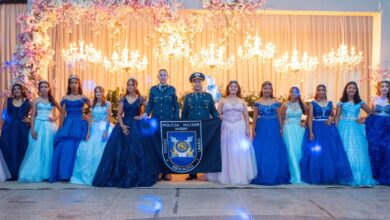 Polícia Militar Mirim de Ji-Paraná celebra sonhos em emocionante Baile de Debutantes Polícia Militar Mirim de Ji-Paraná celebra sonhos em emocionante Baile de Debutantes