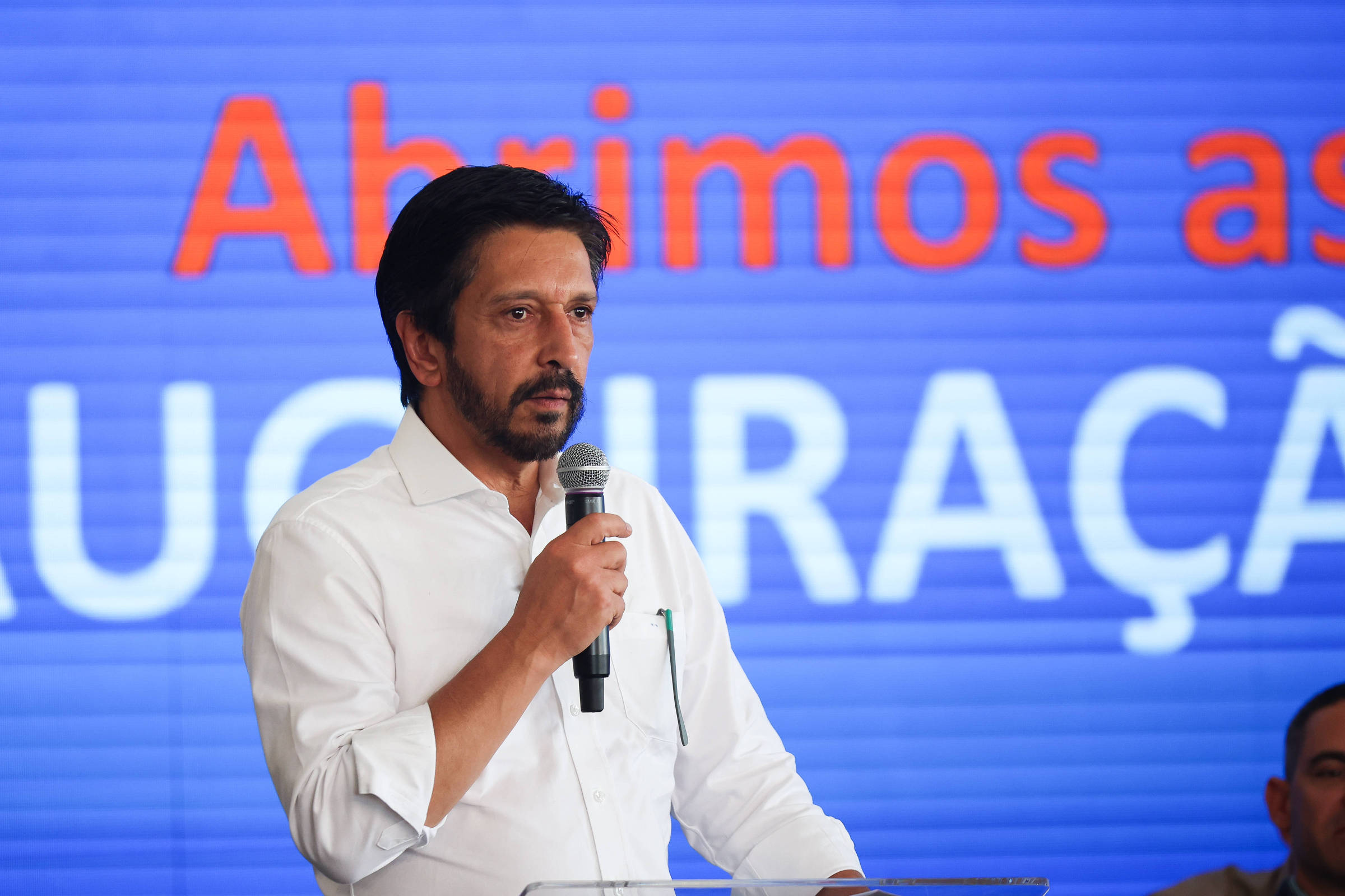 Prefeito de SP reconhece falha de segurança que expõe imagens do Smart Sampa