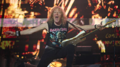 Brasil vive maior eleição da história enquanto Iron Maiden encanta público em show histórico