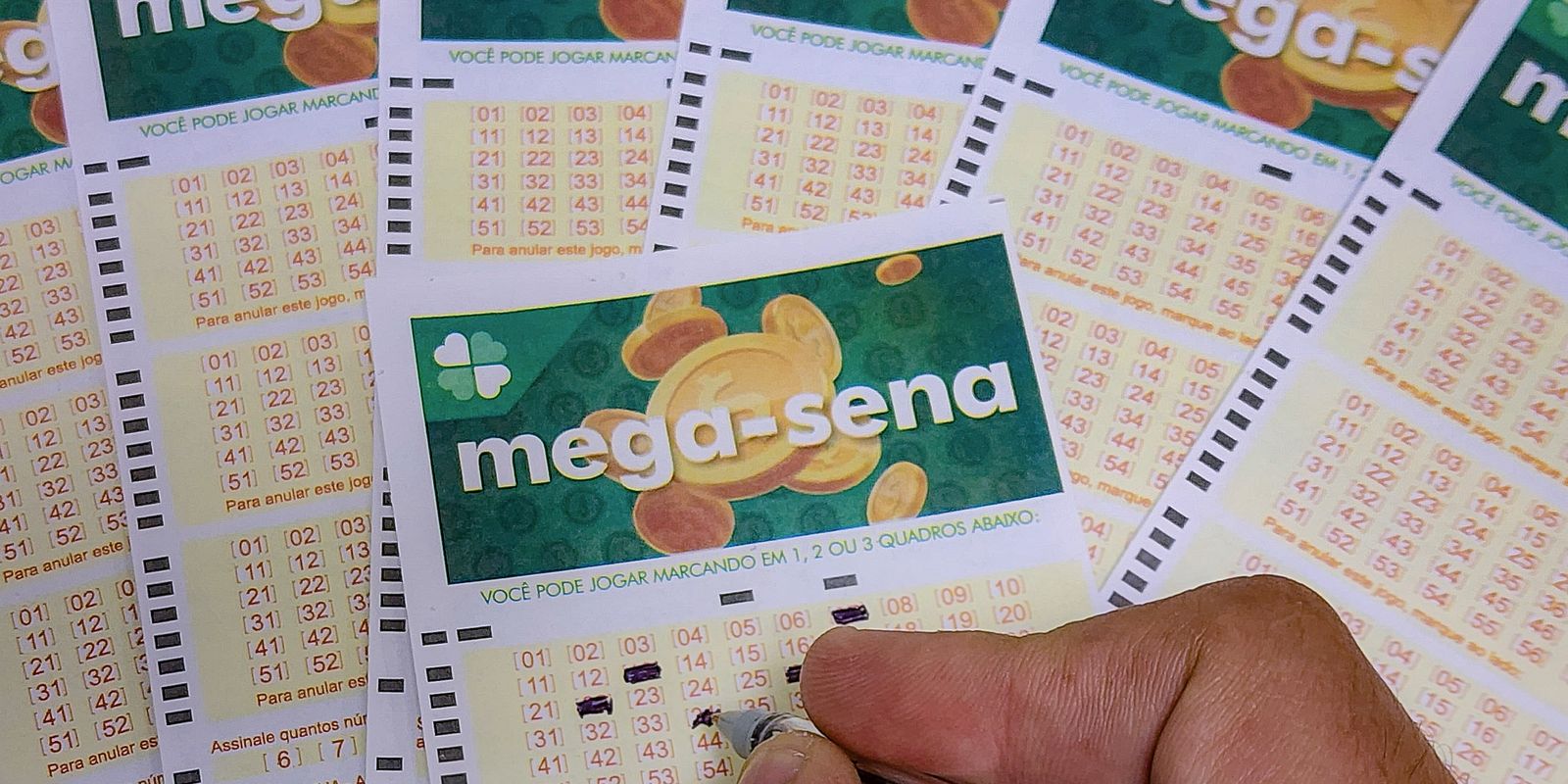Caixa realiza Mega Semana da Mega-Sena com R$ 300 milhões no concurso 3075