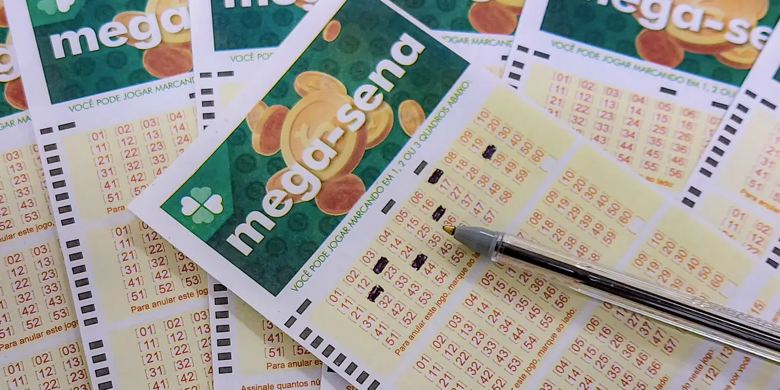 Mega-Sena acumula e prêmio chega a R$ 305 milhões; próximo sorteio é hoje