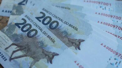Juros futuros disparam até 182 pontos-base após reeleição de Lula, atinge 14,460%