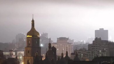 Mísseis atingem Kiev enquanto Ucrânia intensifica ataques com drones em Moscou