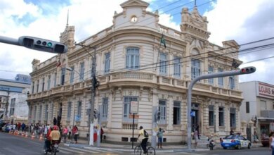 Prefeitura de Feira de Santana convoca 136 profissionais e chega a 1.516 chamados