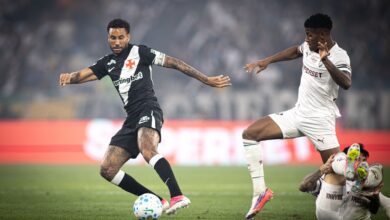Jair recusa renovação milionária com Vasco e futuro no clube ganha contornos incertos