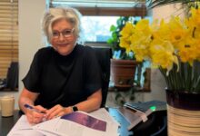 Deputada australiana atropelada por ativista ambiental em estado crítico e gravíssimo
