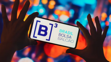 Bolsa avança com Petrobras e Vale enquanto IPCA-15 surpreende investidores