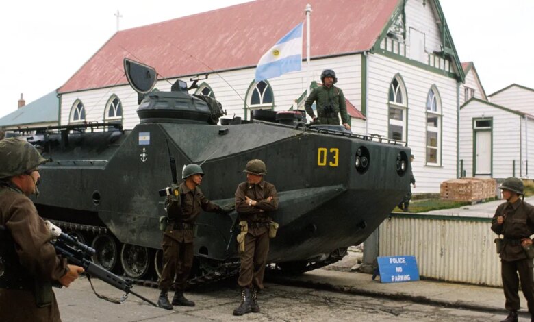 Argentina impõe sigilo em compra de armamentos à medida que tensões com Reino Unido aumentam