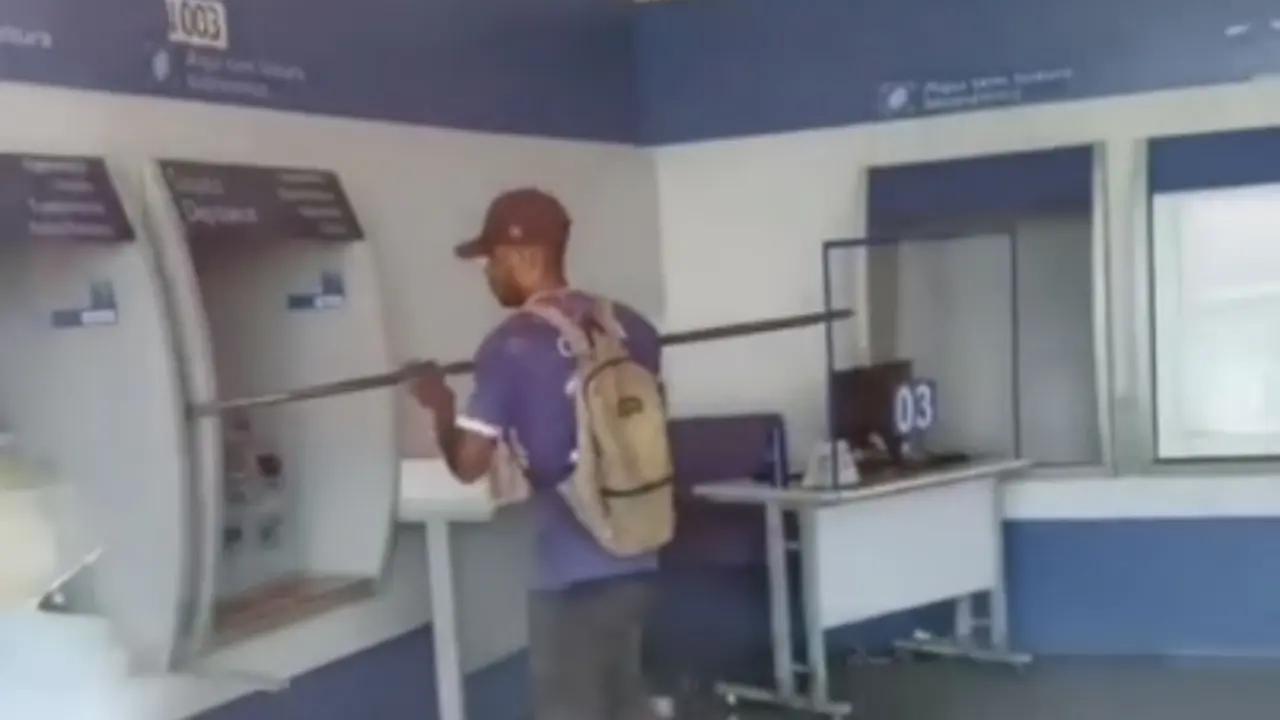 Homem é detido após depredar caixa eletrônico da Caixa em Buritis, RO Homem é detido após depredar caixa eletrônico da Caixa em Buritis, RO