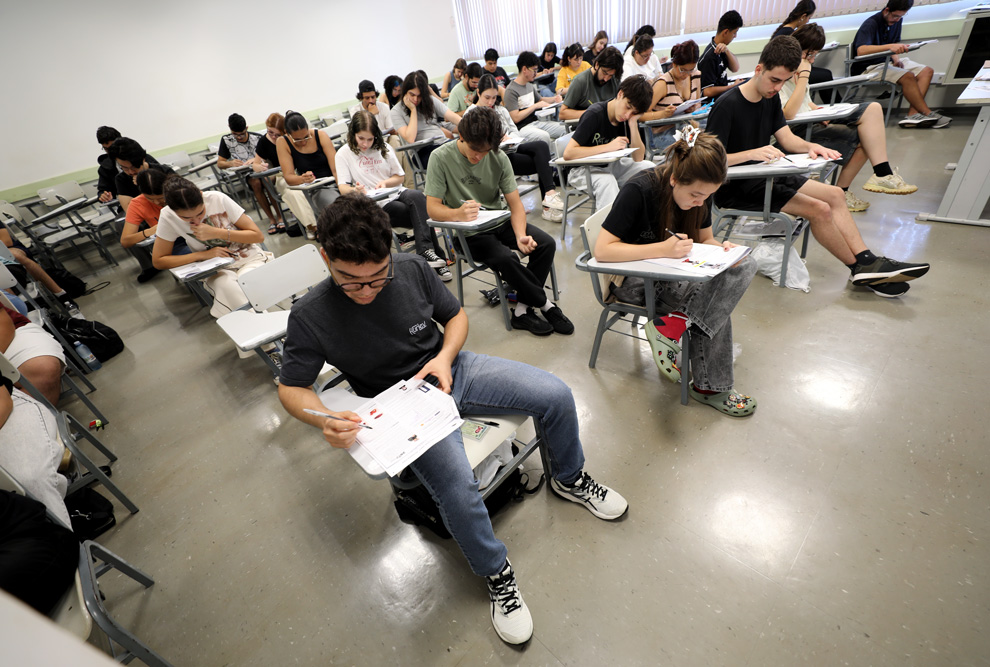 Comvest divulga gabarito do Vestibular Unicamp 2027 após prova no último domingo