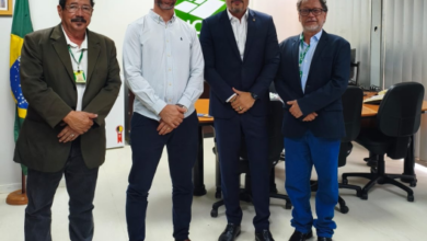 Deputado Thiago Flores discute regularização fundiária em reunião no Incra em Brasília