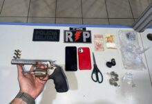 Polícia Militar prende homem armado e apreende jovem por tráfico em Porto Velho