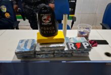 Polícia Militar de Rondônia apreende drogas e prensa hidráulica em operação noturna