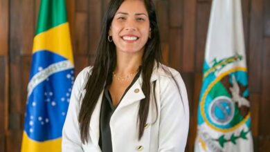 Justiça determina que deputada Índia Armelau se abstenha de discriminar trabalhadores Justiça determina que deputada Índia Armelau se abstenha de discriminar trabalhadores