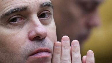 Governador Tarcísio de Freitas prorroga programa de regularização fundiária em SP