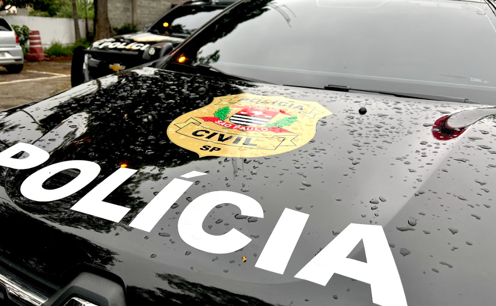 Mulher de 33 anos é resgatada após 18 anos isolada em condições precárias na SP Mulher de 33 anos é resgatada após 18 anos isolada em condições precárias na SP