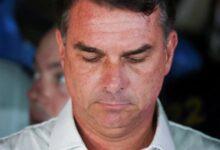 Flávio Bolsonaro denuncia fraude eleitoral e busca segurança nos EUA após perseguições políticas