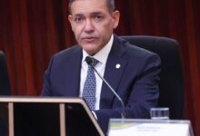 TSE suspende postagens ilegais contra Lula e proíbe políticos de replicá-las