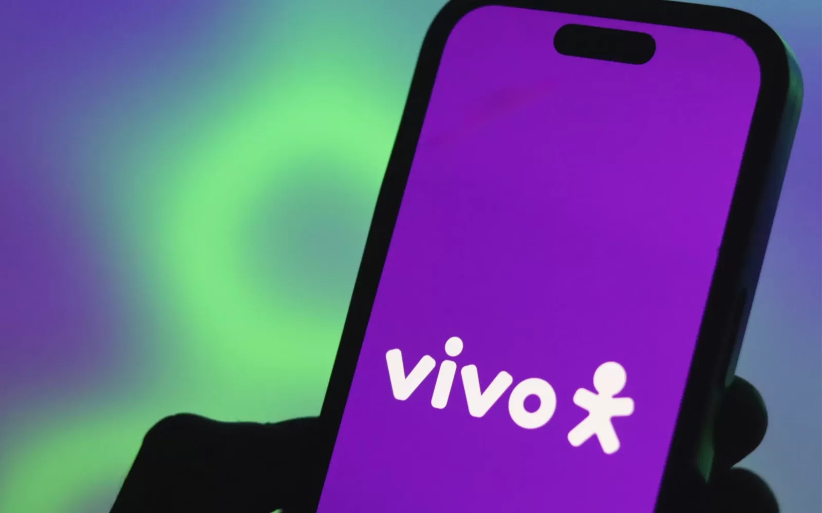 Vivo lança serviço de internet via satélite em parceria com a Starlink em todo o Brasil