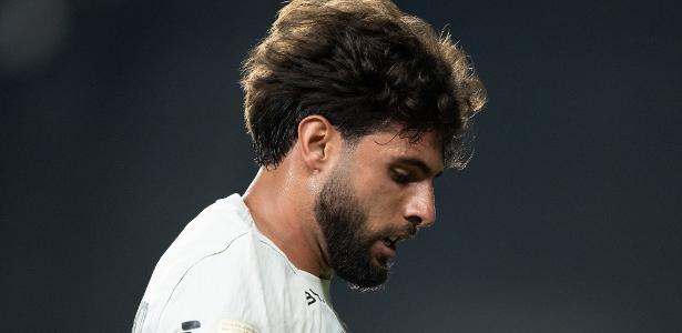 Flamengo e Atlético-MG decidem hoje liderança e classificação no Brasileirão Flamengo e Atlético-MG decidem hoje liderança e classificação no Brasileirão